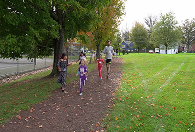  Barclay students running with Delaware Valley University student athletes